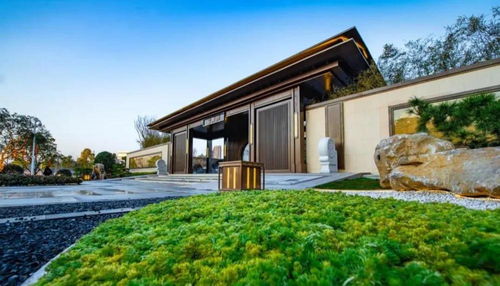 翘楚棠前，妙笔丹青 景乔园林平江碧桂园展示区景观石装饰艺术探析